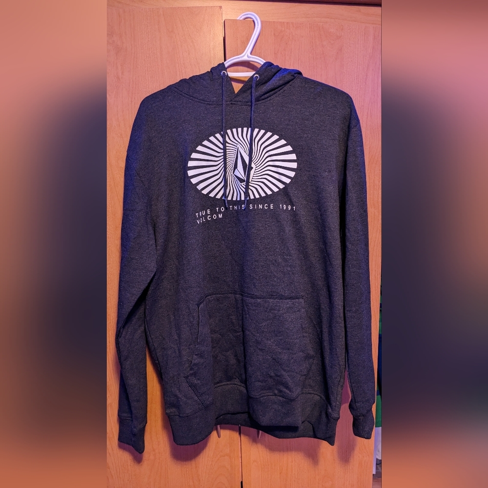Volcom hoodie - Picture 1 of 1
